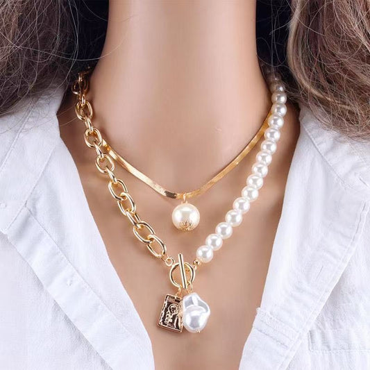 Asymmetry Necklace Set