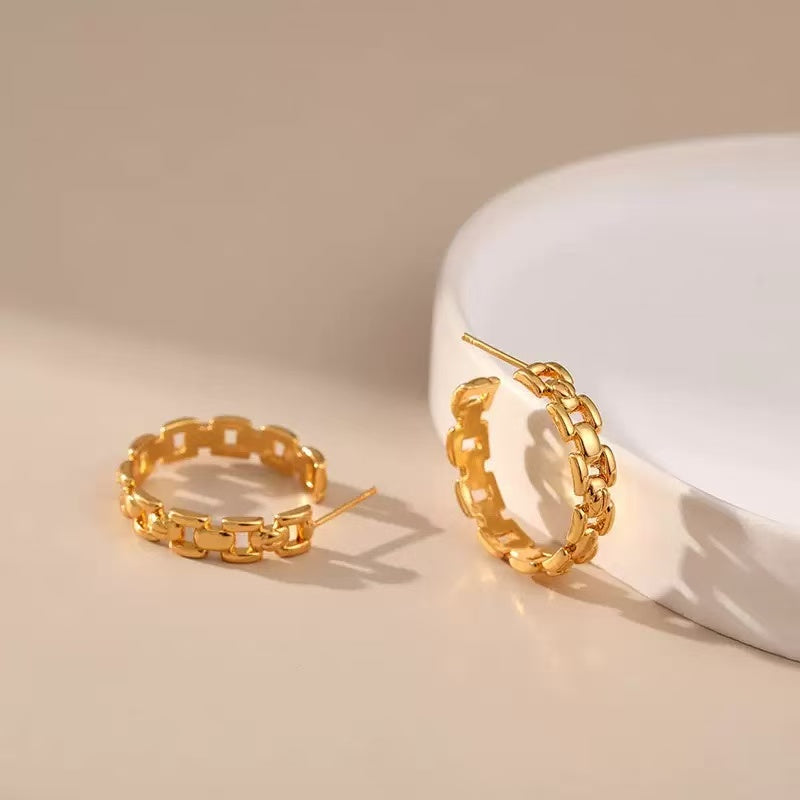 Dainty Chain Hoop