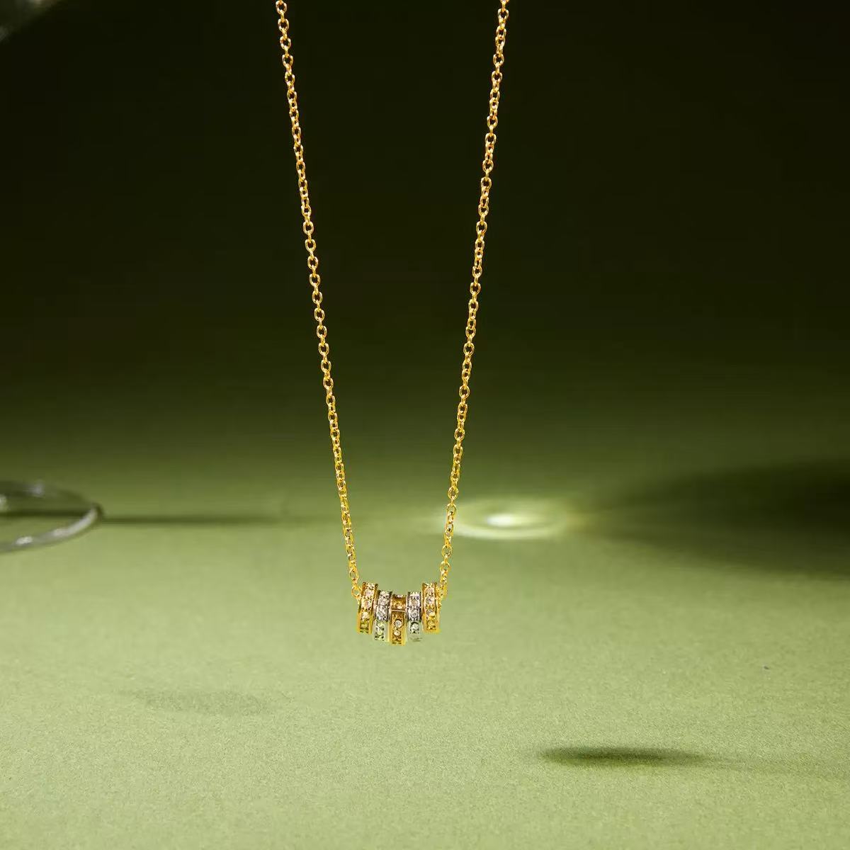 Five Spinning Beads Necklace