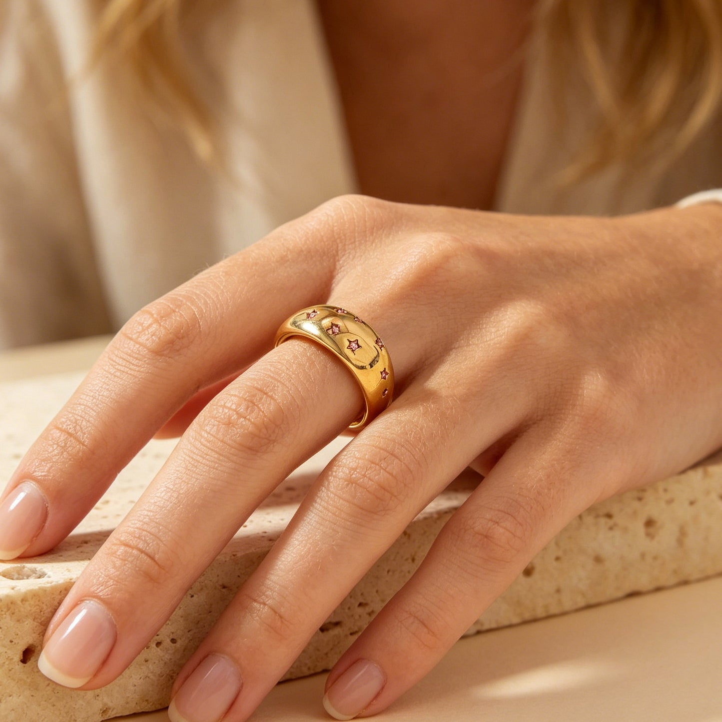 Tiny Star Band Ring
