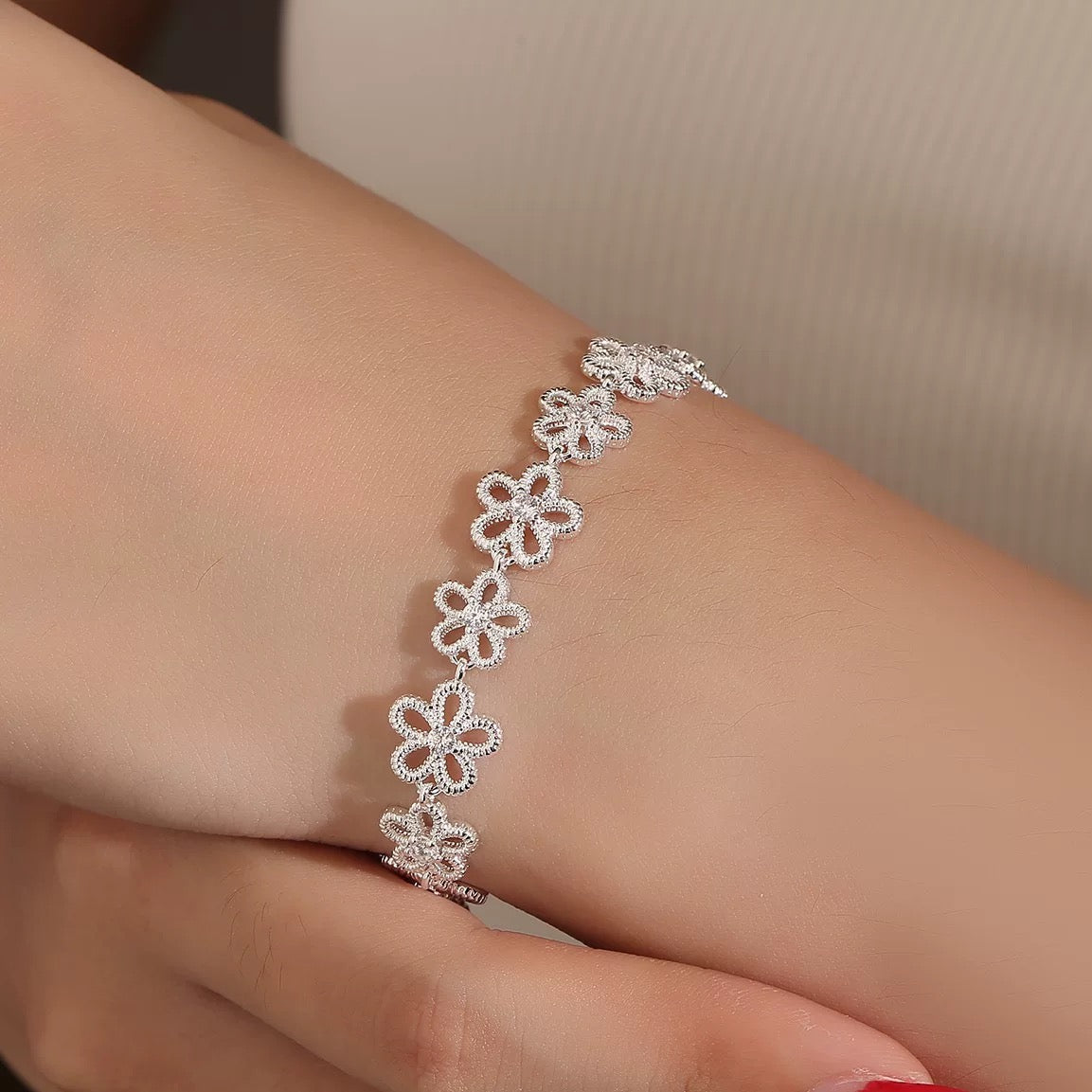 Daisy Chain Bracelet