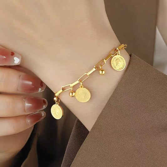 Queen Bracelet