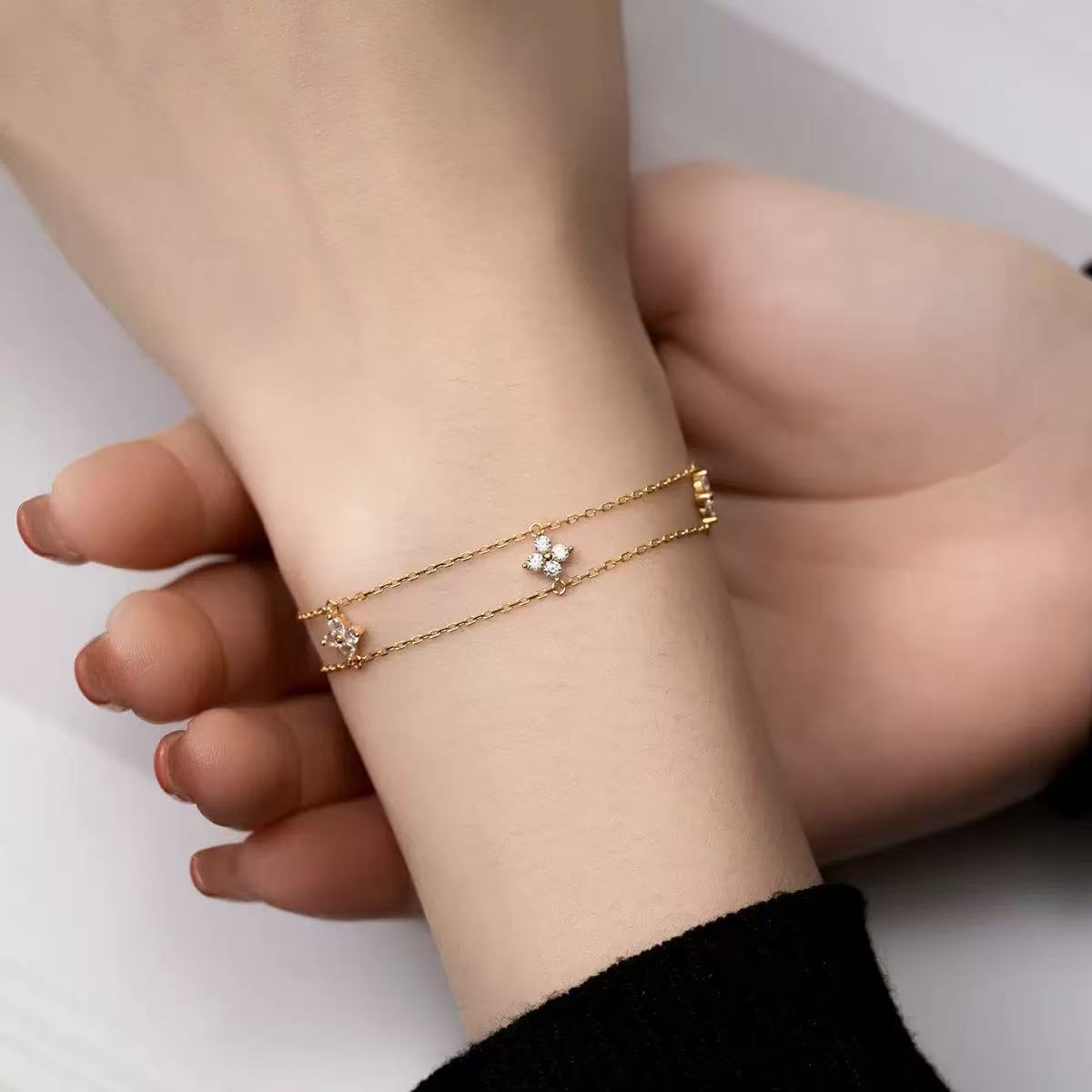 Clover Petal Radiance Bracelet
