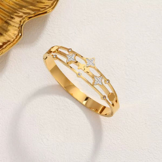 Calyxa Bangle