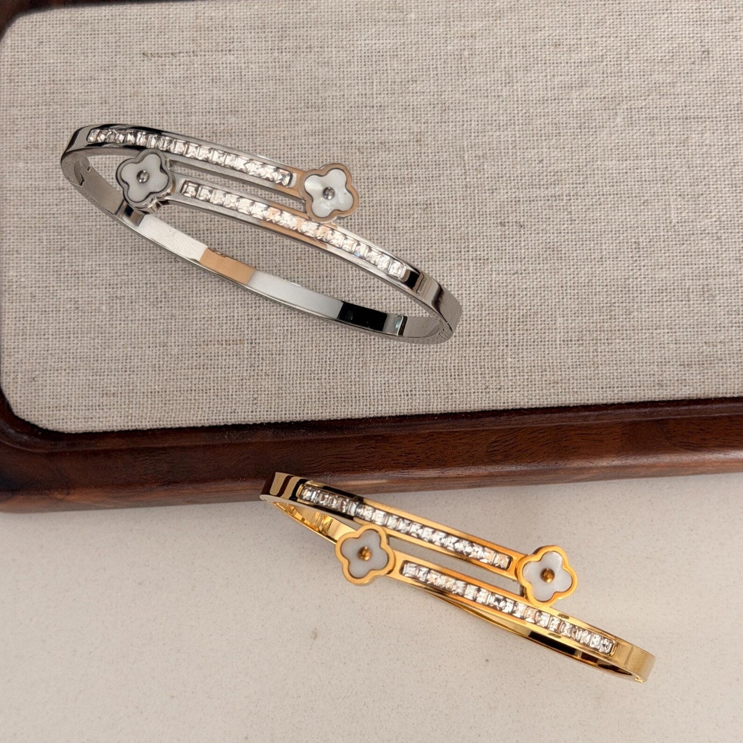Classic clover Cuff Bangle