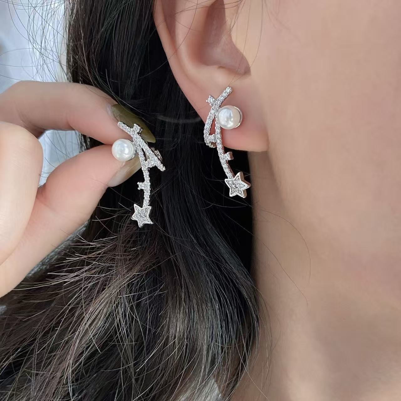 Peal Pentagram Drop Earring