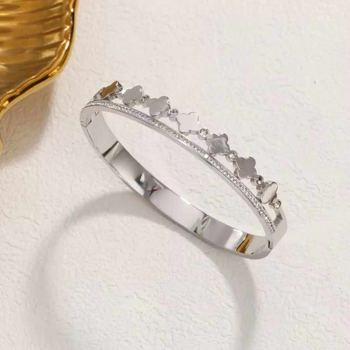 Four Leaf Clover Bangle