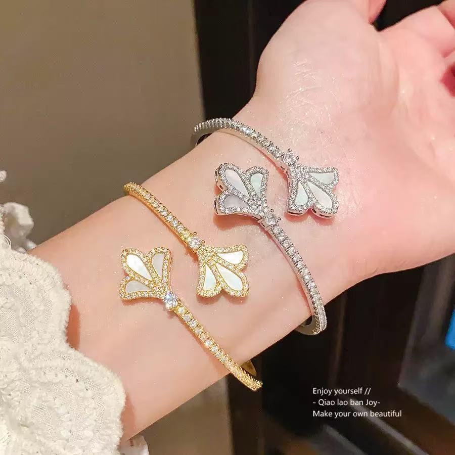 Ginkgo Shell  Bangle