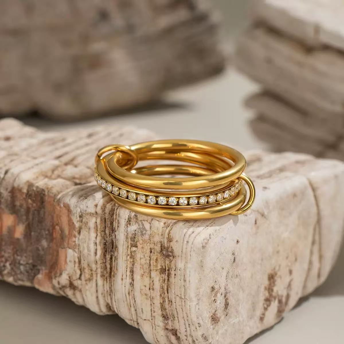 Multi Link Connected Ring