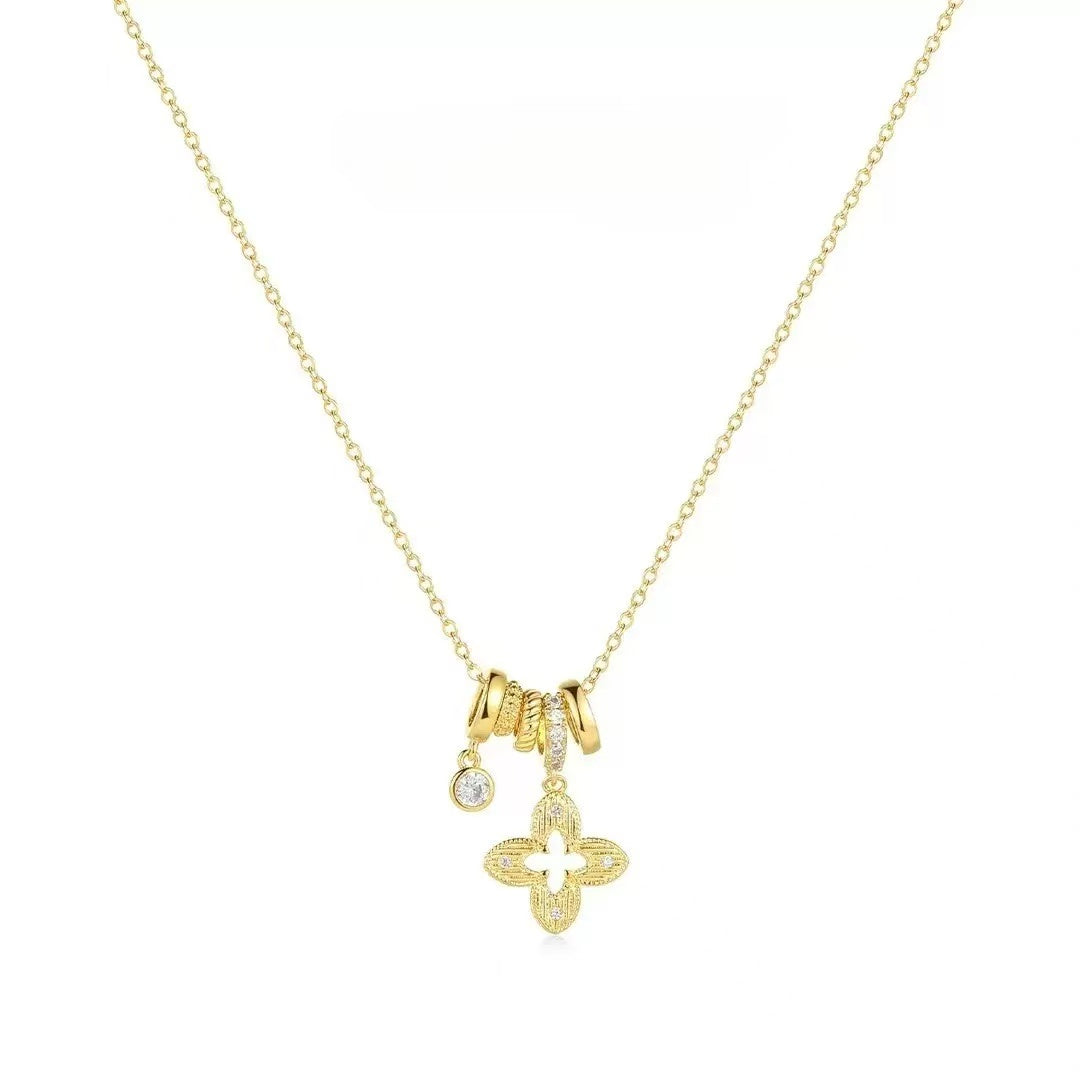 Aureole Clover Pendant Necklace