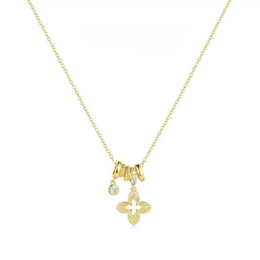 Aureole Clover Pendant Necklace