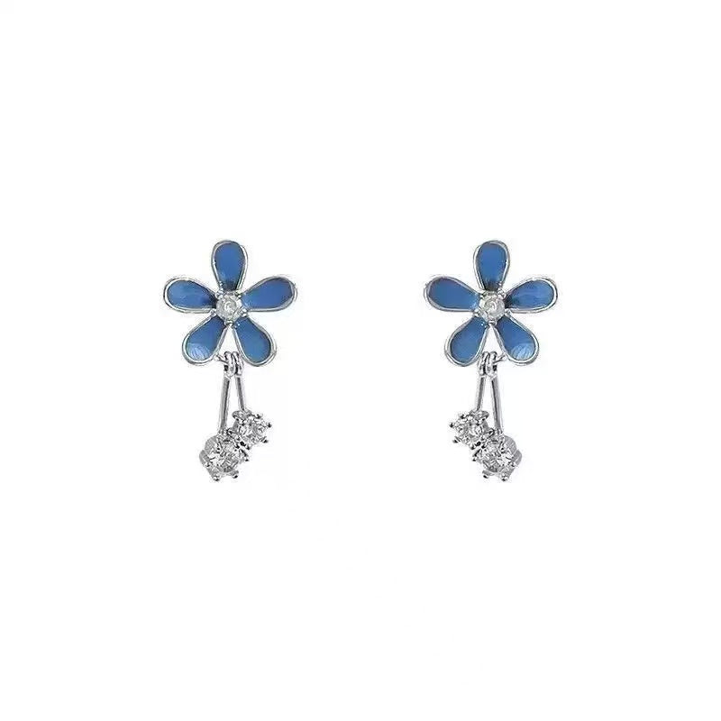 Daisy Dangle Earrings