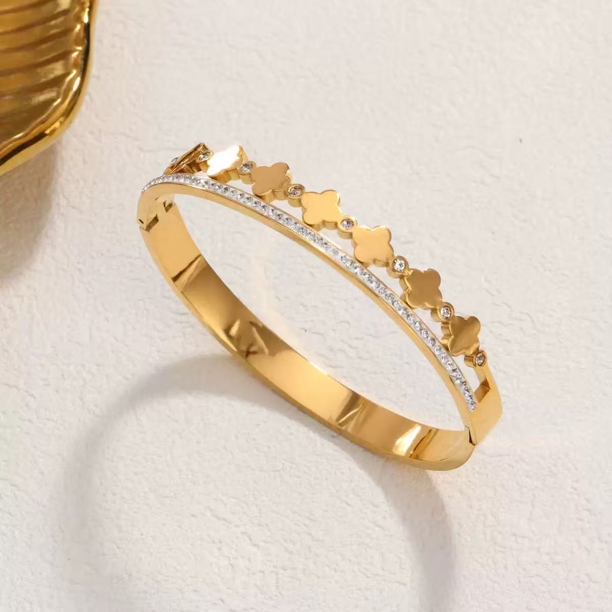 Four Leaf Clover Bangle