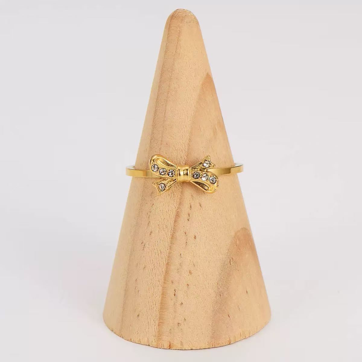 Bow Tie Band Ring