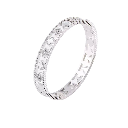 Shell & Rhinestone Clover  Bangle