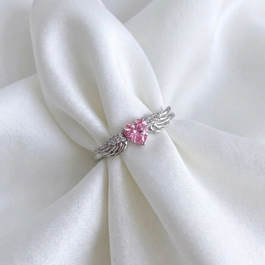 CUPID’S KISS Ring