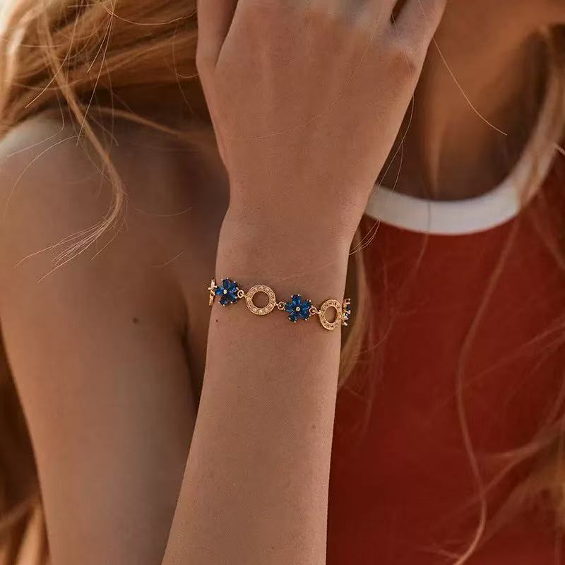 Flower Link Bracelet