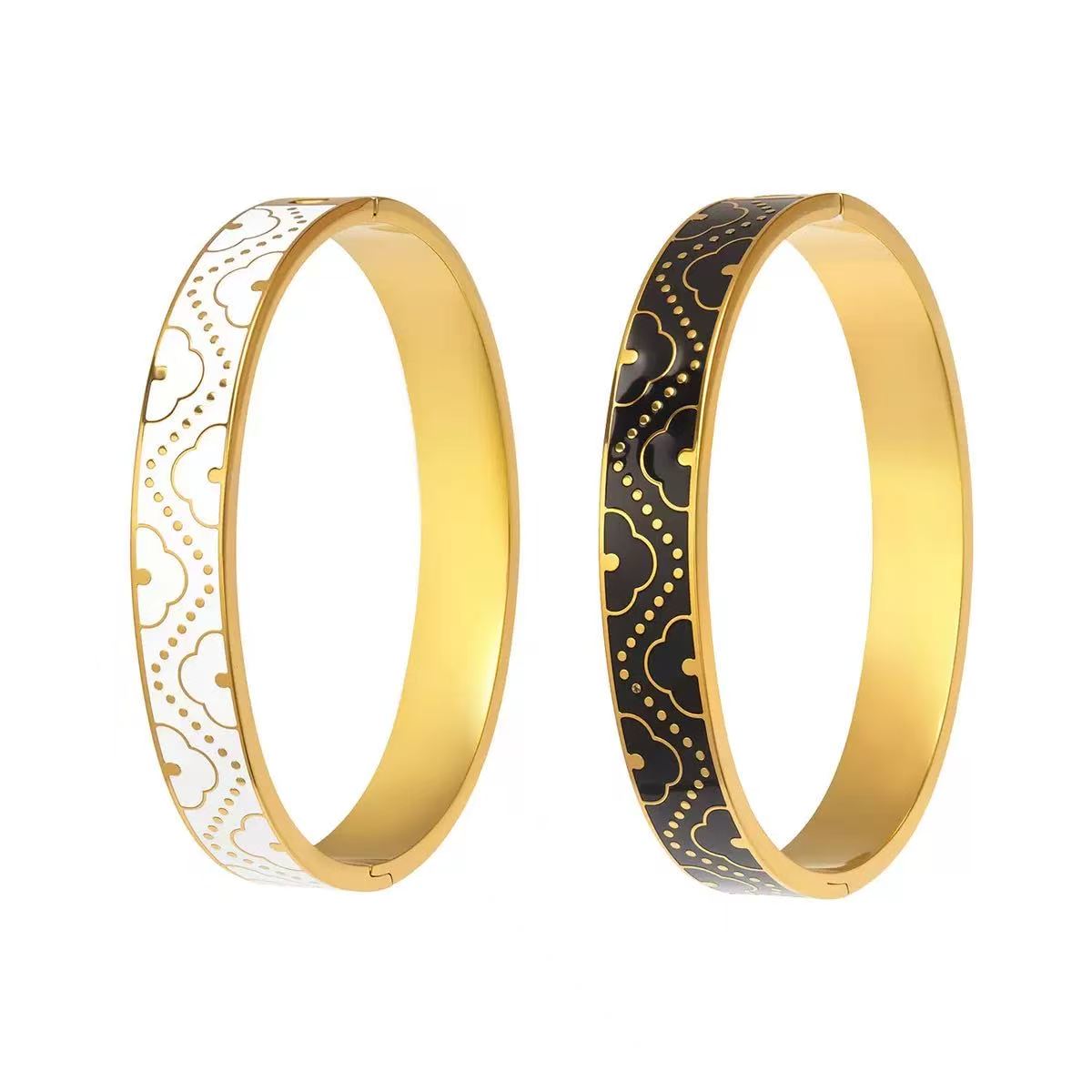 Cloud Enamel Bangle