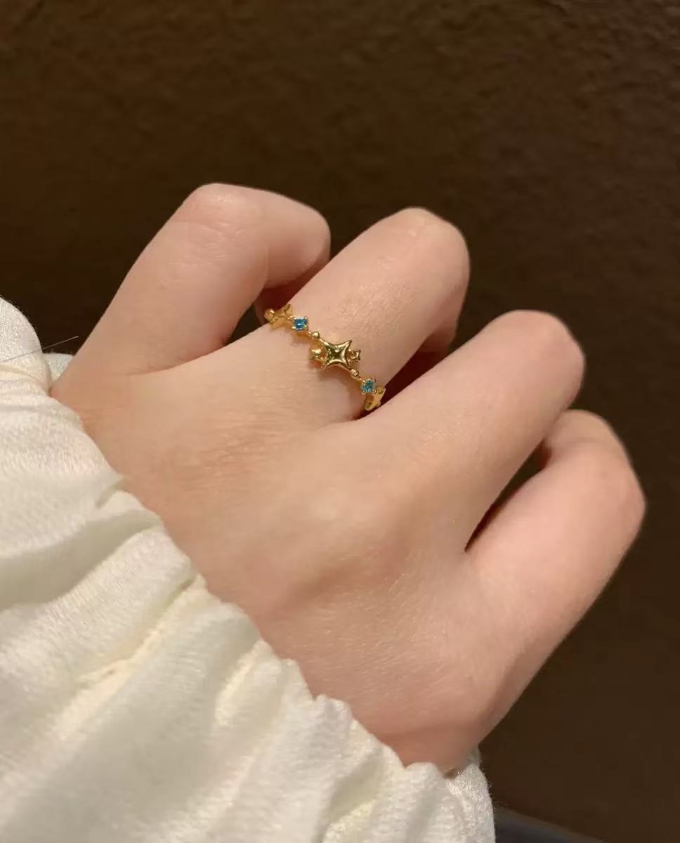 Star Zircon Ring