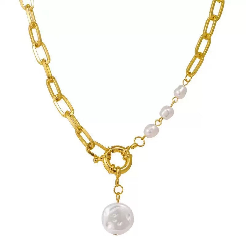 Asymmetrical Freshwater Pearl Necklace