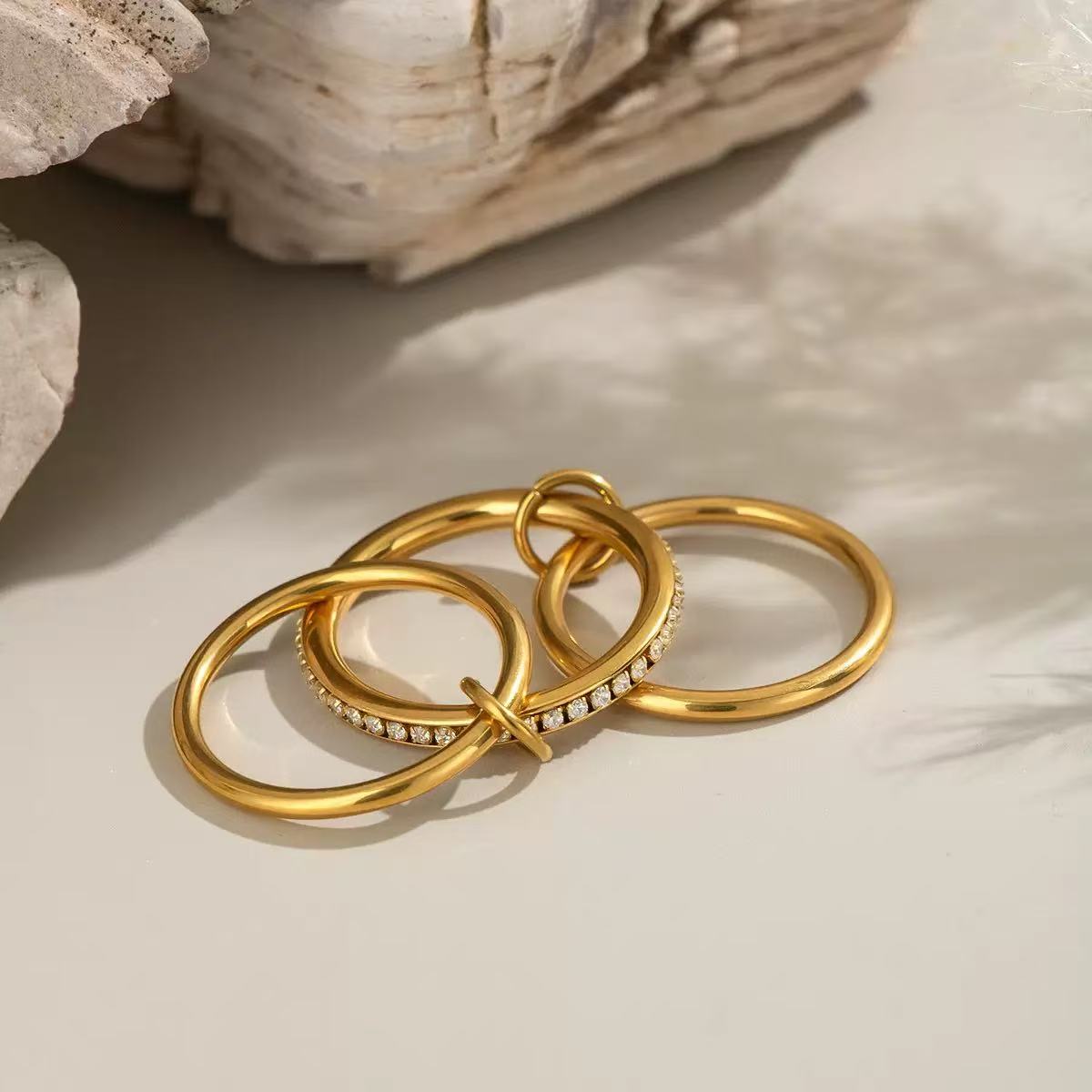 Multi Link Connected Ring