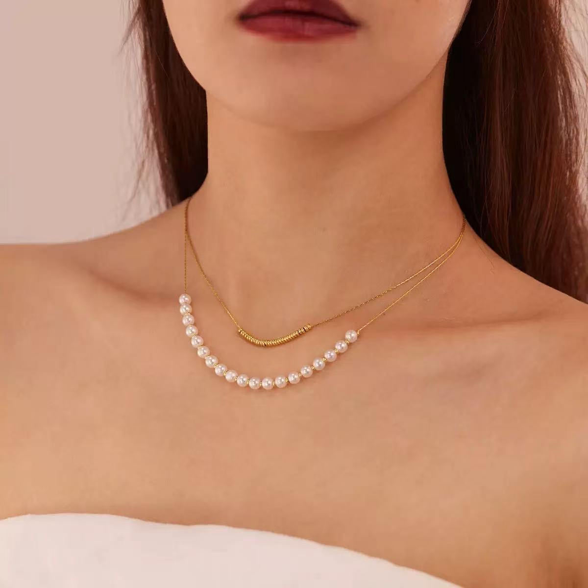Gold Accent Pearls Necklace