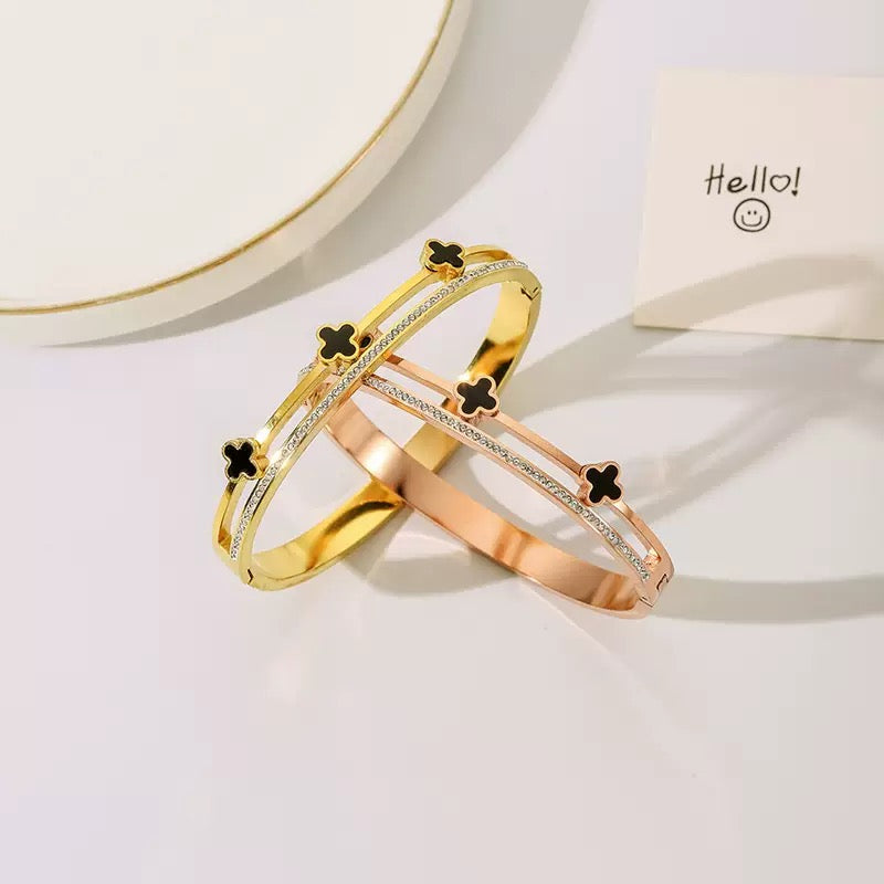 Shadow Clover Bangle