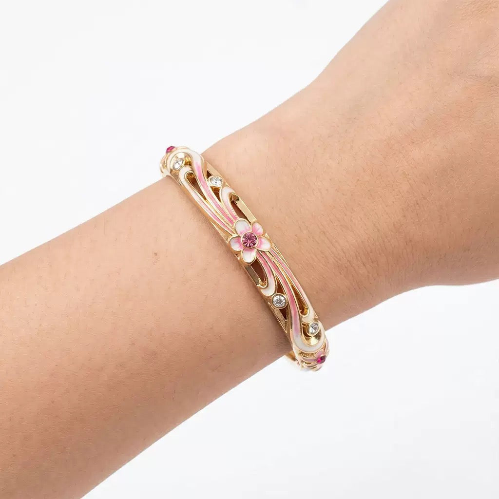 Openwork Floral Bangle