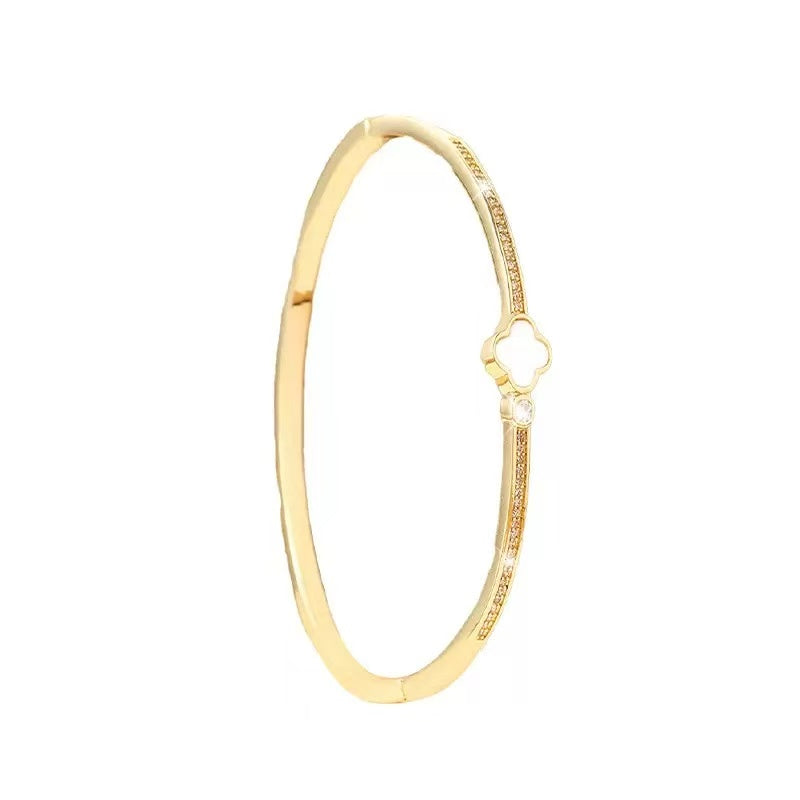 Rhinestone clamp studded Bangle