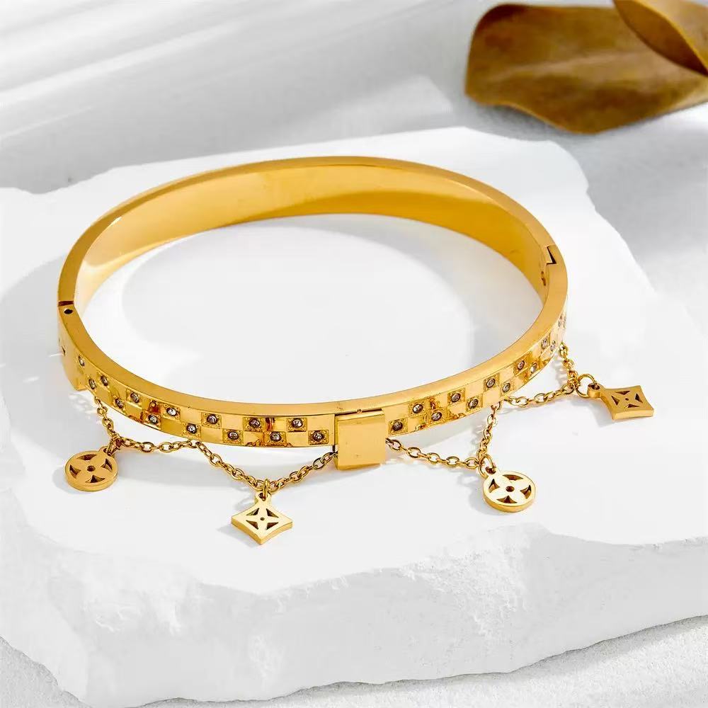 Charm Bangle