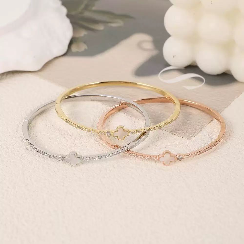 Rhinestone clamp studded Bangle