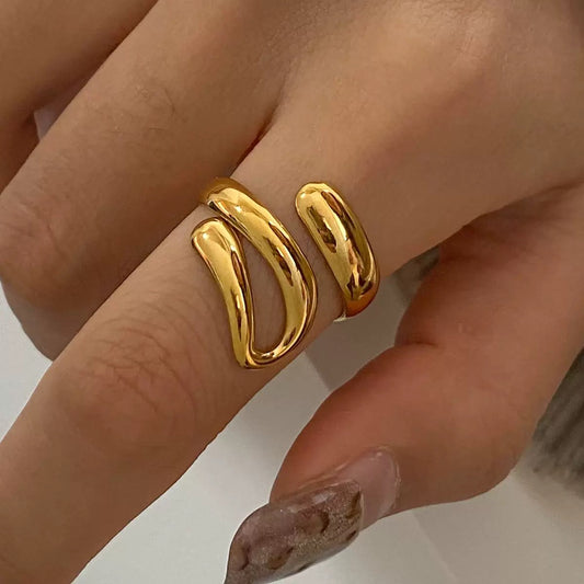 Fluid Loop Ring