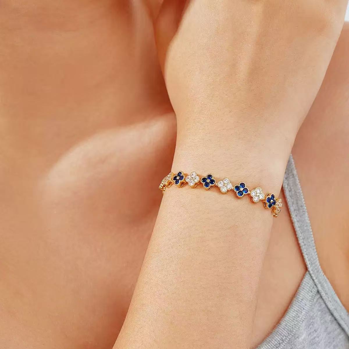 Clove Bracelet