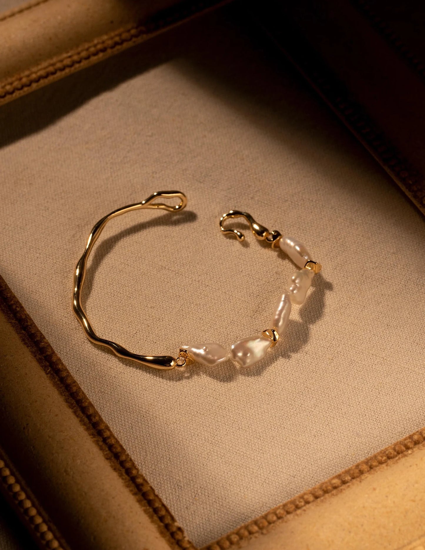 Plated Keshi Pearl Bangle
