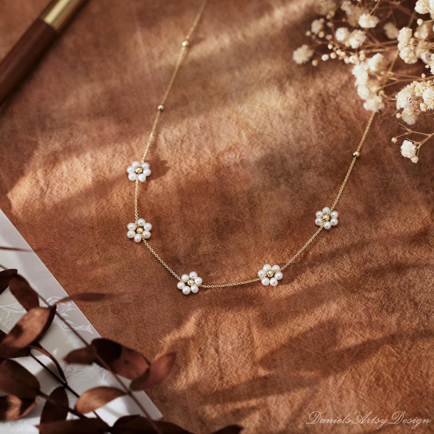 Dainty Pearl Flower Necklace