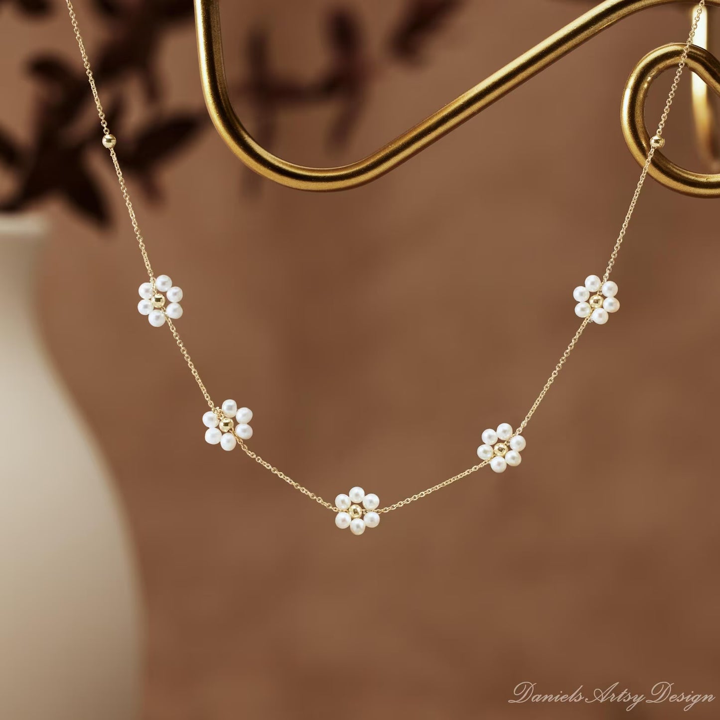 Dainty Pearl Flower Necklace