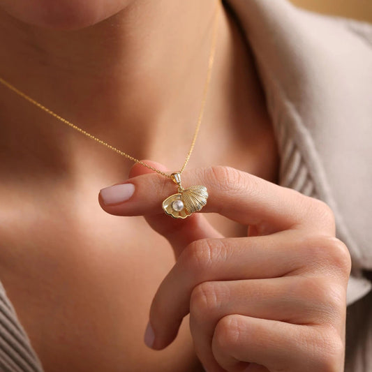 Mermaid Oyster Shell Pearl Necklace