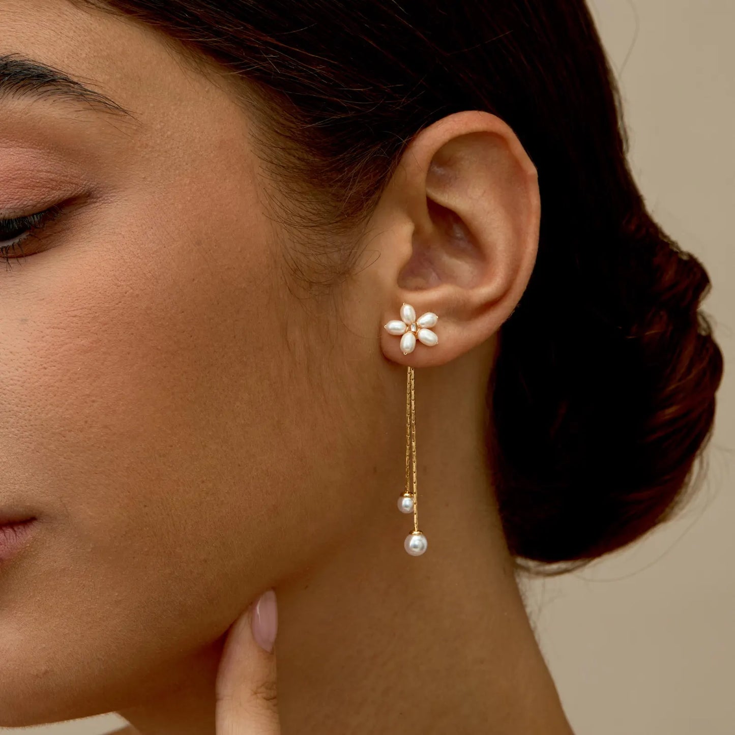 Dainty Flower Hoop Earrings