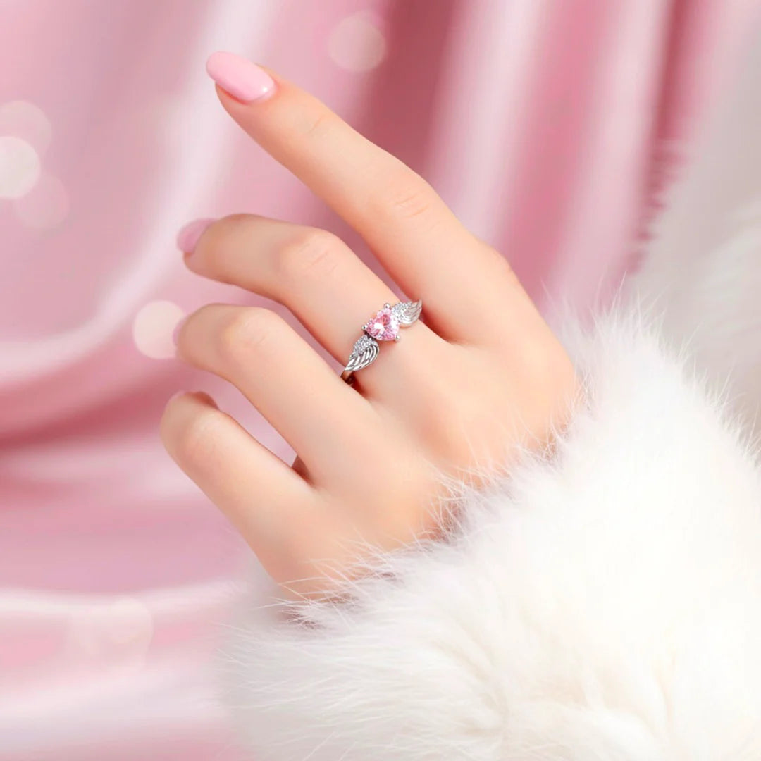 CUPID’S KISS Ring